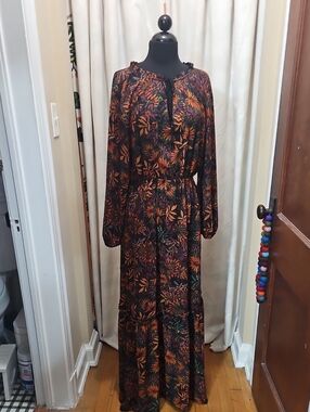 Long Sleeve Floral Maxi Dress in Black and Orange